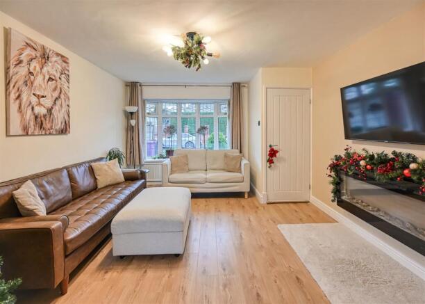 1 Denham Gardens-12.jpg