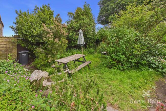 2 bed Semi-Detached for sale Image 11
