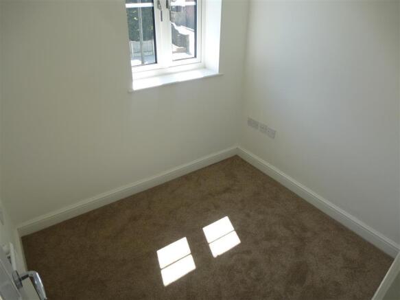 3 bed House to rent Image 7