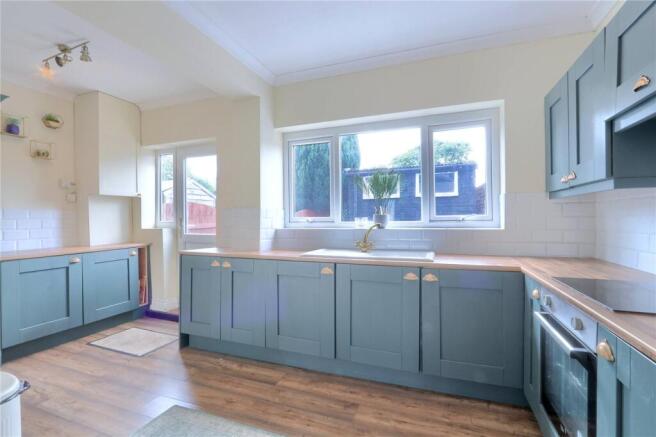 3 bed Semi-Detached for sale Image 7