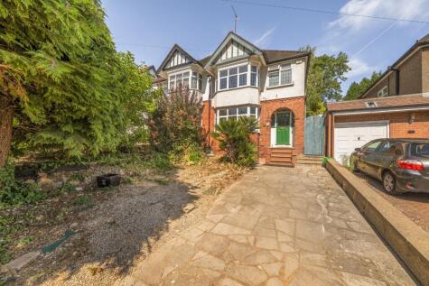 Cutenhoe Road, Luton, Bedfordshire, LU1 3NG
