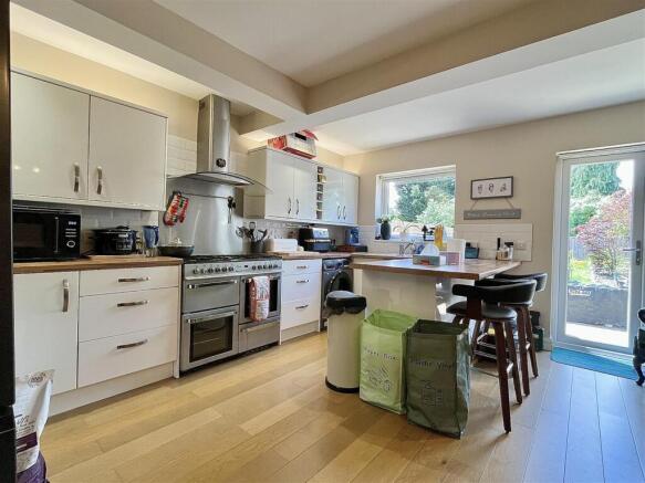 Elmfield Avenue, Erdington, Birmingham photo 5