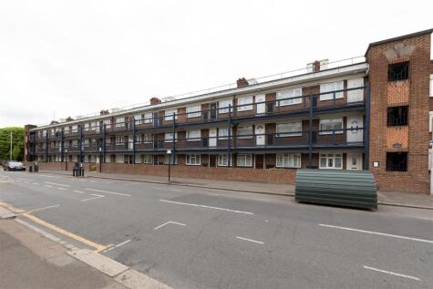 Essex Road South, Leytonstone