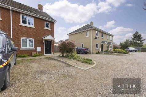 Pine Tree Close, Holton, Halesworth