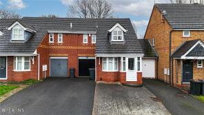 96, Penshurst Way, Nuneaton CV11 4XN