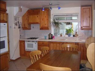 DINING/KITCHEN
