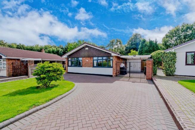 43, Enderley Drive, Walsall, Staffordshire, WS3 3P