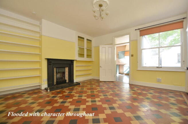 Charming Family Home on Picturesque Pilot Street photo 3