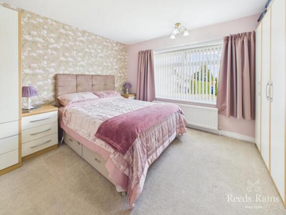 3 bed Bungalow for sale Image 10