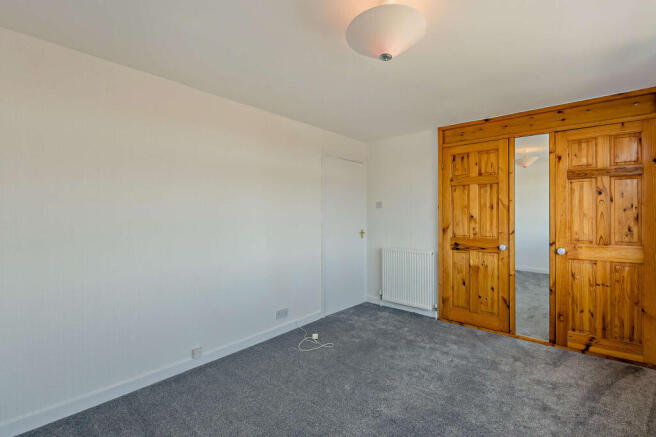3 bed Semi-Detached for sale Image 10