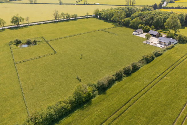 Hollybank Farm, Hill