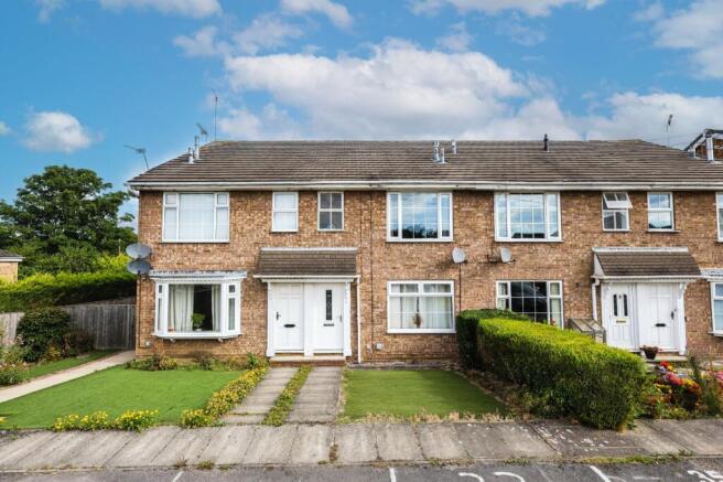 2 bed Flat for sale in yeadon