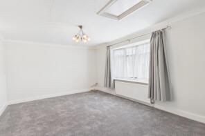 141, Guildford Road, Aldershot GU12 6DF