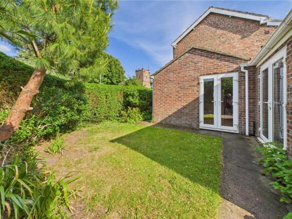 4 bed Cottage for sale Image 12