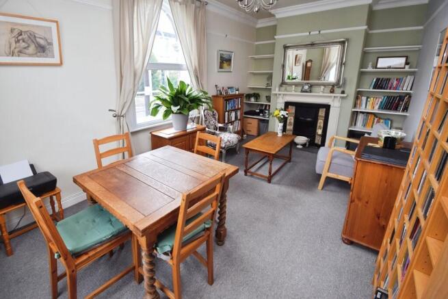 4 bed End of Terrace for sale Image 2