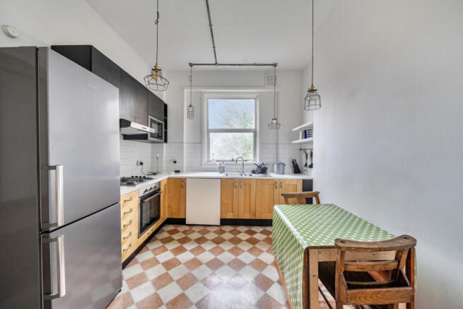 1418060-16-699c4b...