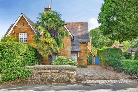 Melbourne Lane, Northampton, NN5