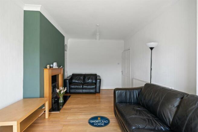 131 Woodside Ave Sth (12 of 21).jpg