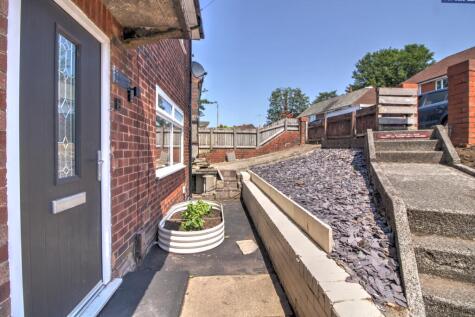 Aldercroft Avenue, Bolton, BL2