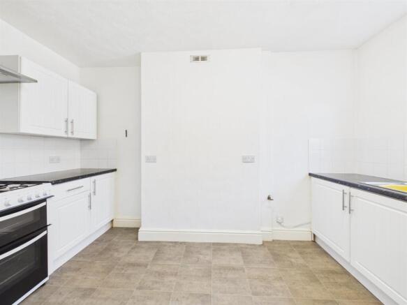 3 bed Block of Apartments for sale Image 7