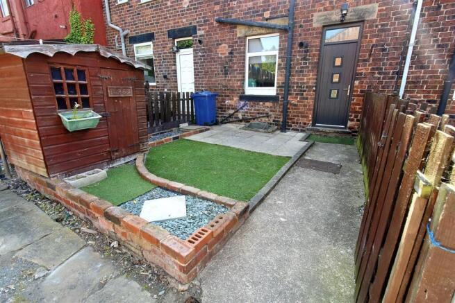 3 bed Terraced for sale Image 5