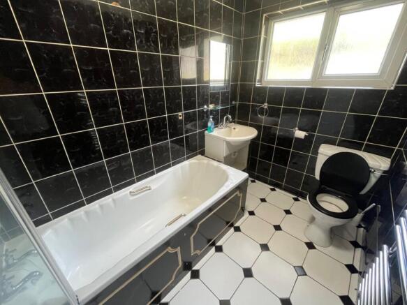 2 bed Bungalow to rent Image 7