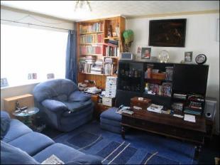 Lounge / Dining
