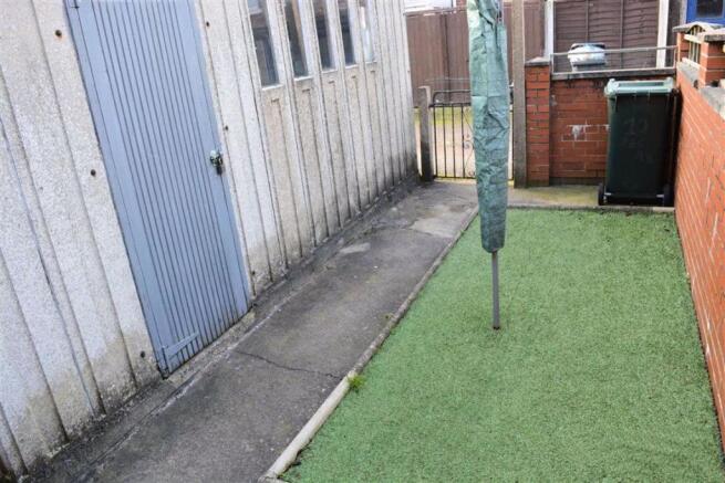 Photo 13