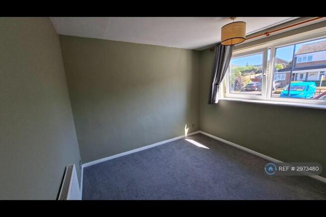 3 bed Semi-Detached to rent Image 9