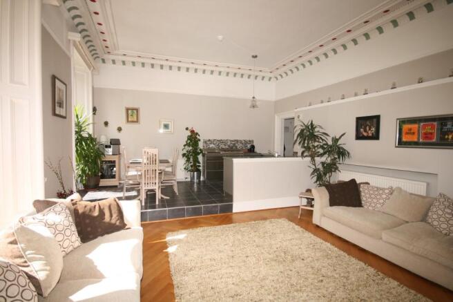 Lounge 2