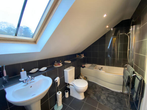BATHROOM ONE