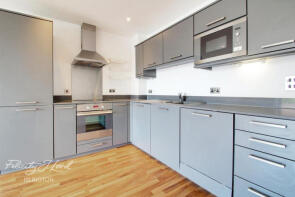 60, 170 Kings Quarter Apartments, Copenhagen Street, London N1 0GL