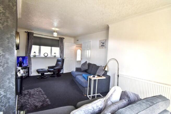 Ballochmyle Avenue, KA18 photo 4
