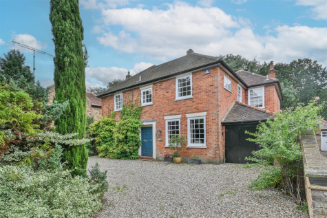 Brentwood Road, Herongate, Brentwood