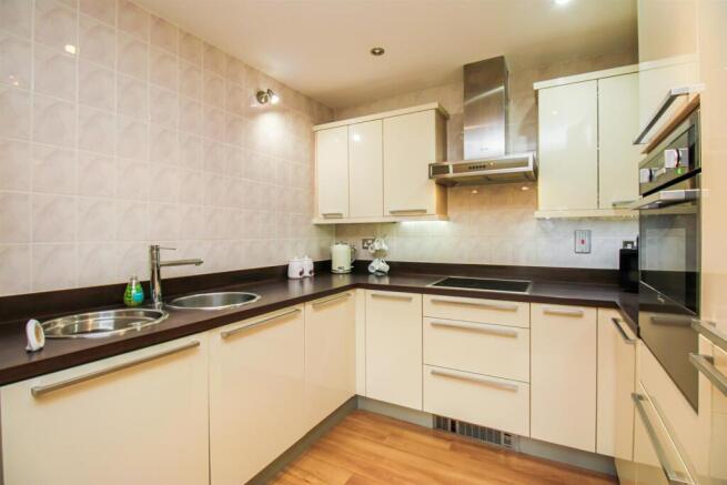 Sanford Court, Ossett photo 2