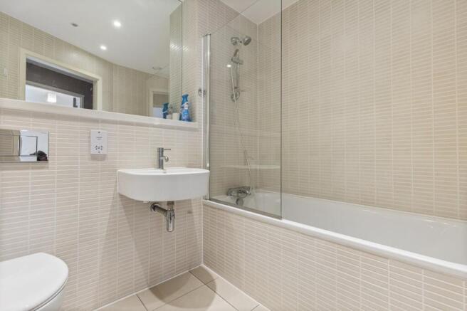 1 bed Flat for sale Image 10