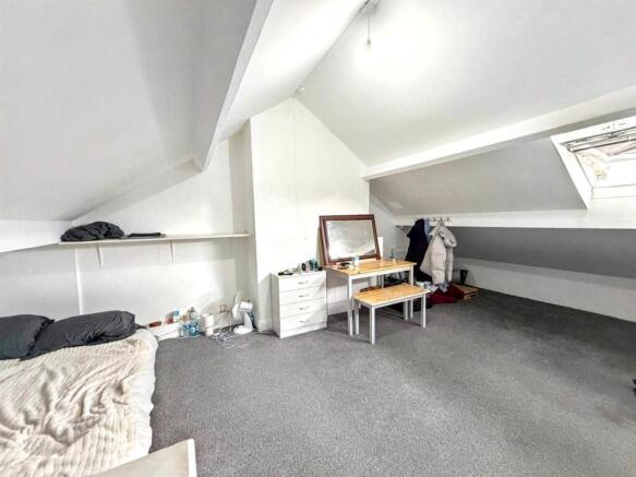 2 bed Terraced for sale Image 9