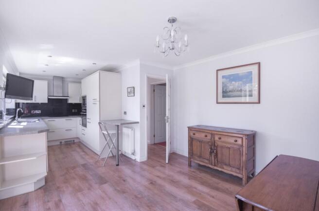 Kitchen / Dining Roo