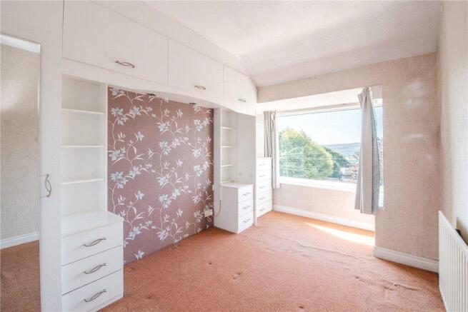 3 bed Terraced for sale Image 4