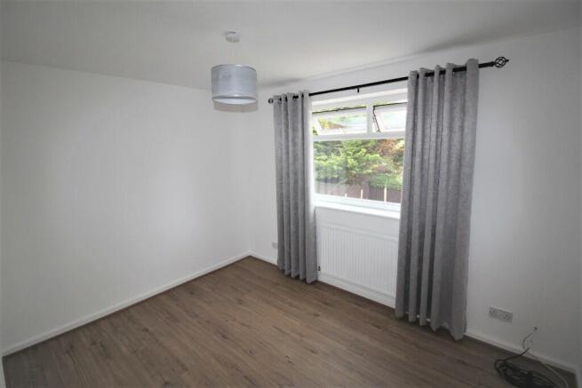 2nd Bedroom 