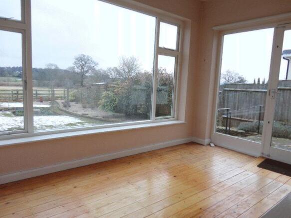GARDEN ROOM