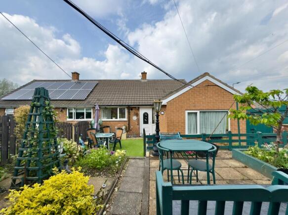 2 bed Semi-Detached for sale Image 11