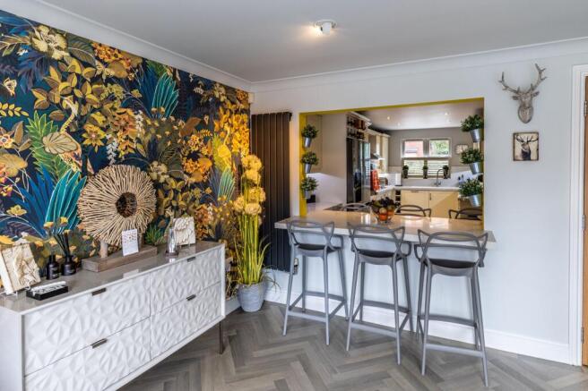 Breakfast bar