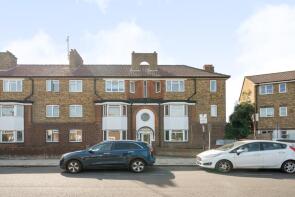 2, 71 Lancaster House, Brathway Road, London SW18 4BD