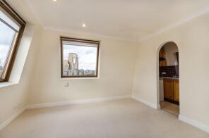 Flat 18, 45 47, Courtfield Road, London SW7 4DB