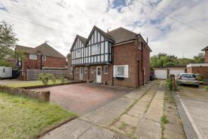 59, Raleigh Crescent, Castle, Worthing BN12 6EE