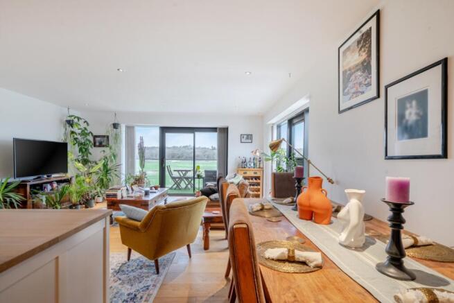 1405787-6-6995cff...