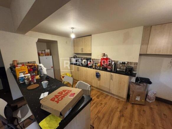 moorland-avenue-ls6-1ap-1060569