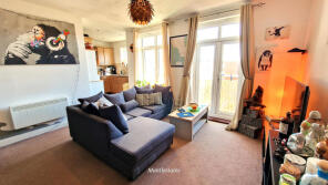 Flat 37, 7 Girton Court, Magdalene Gardens, Whetstone, London N20 0AF