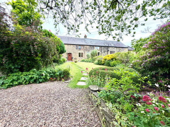Low Fold Court, Denby Lane, Upper Denby, Huddersfield, HD8 8TZ photo 4